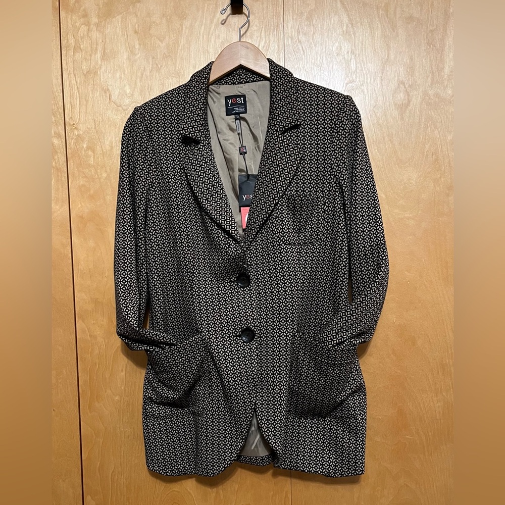 YEST women’s blazer - NWT